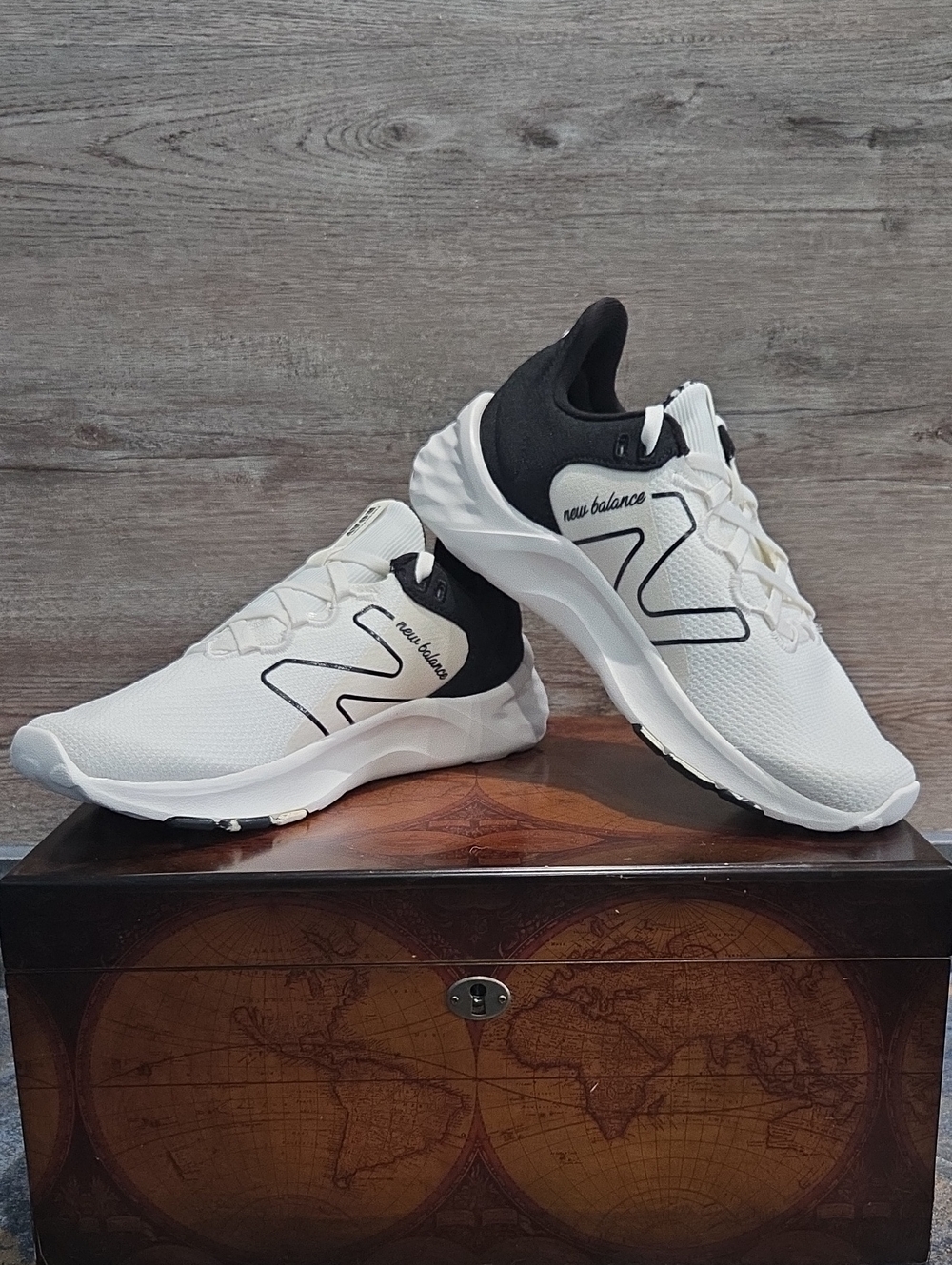 New Balance Womens White and Black Fresh Form  Running Shoes